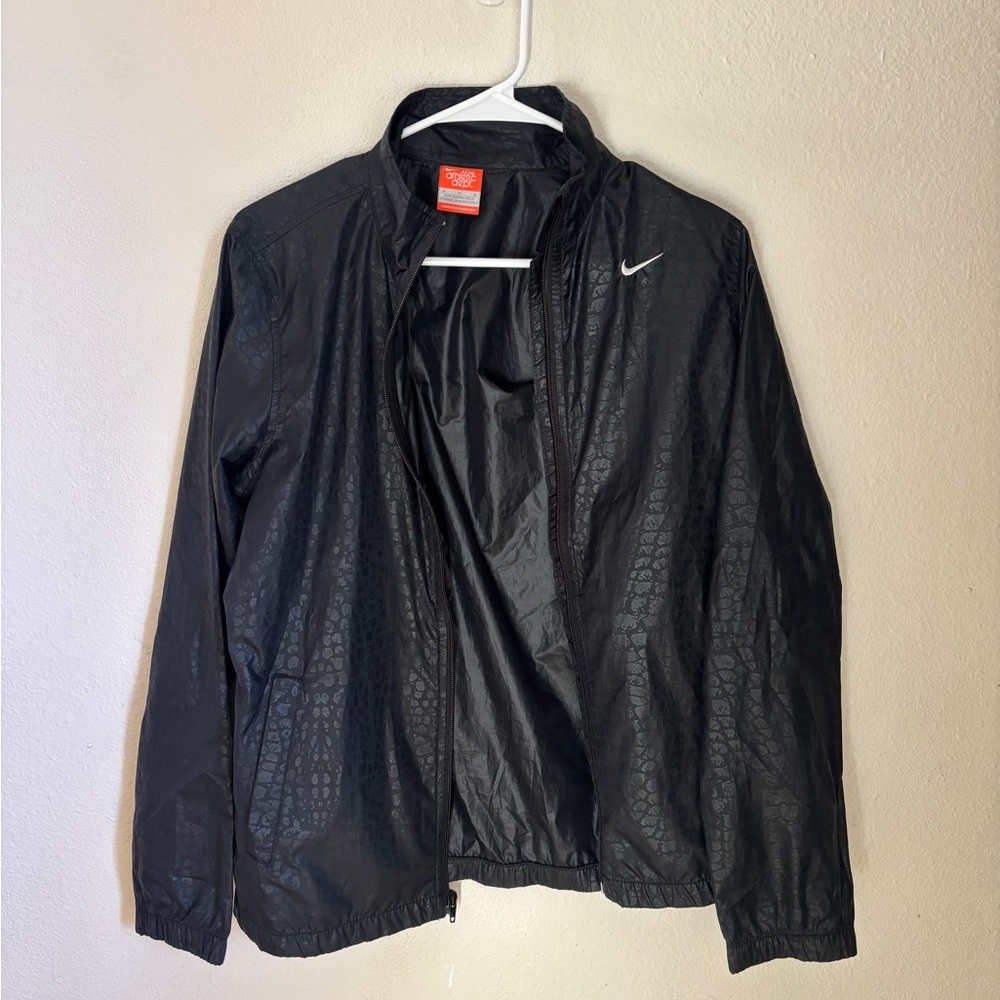 Nike Men's Black Windbreaker Jacket